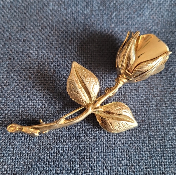 Vintage Rose Brooch - Picture 1 of 4